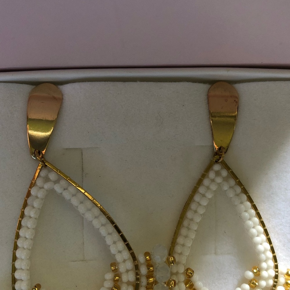 Gold teardrop earrings with white & gold beads - Picture 7 of 9